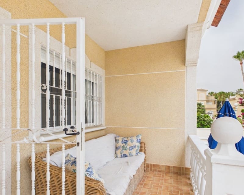 3 bedroom Townhouse for sale in Los Alcazares with pool - € 279,500 (Ref: 10000526)