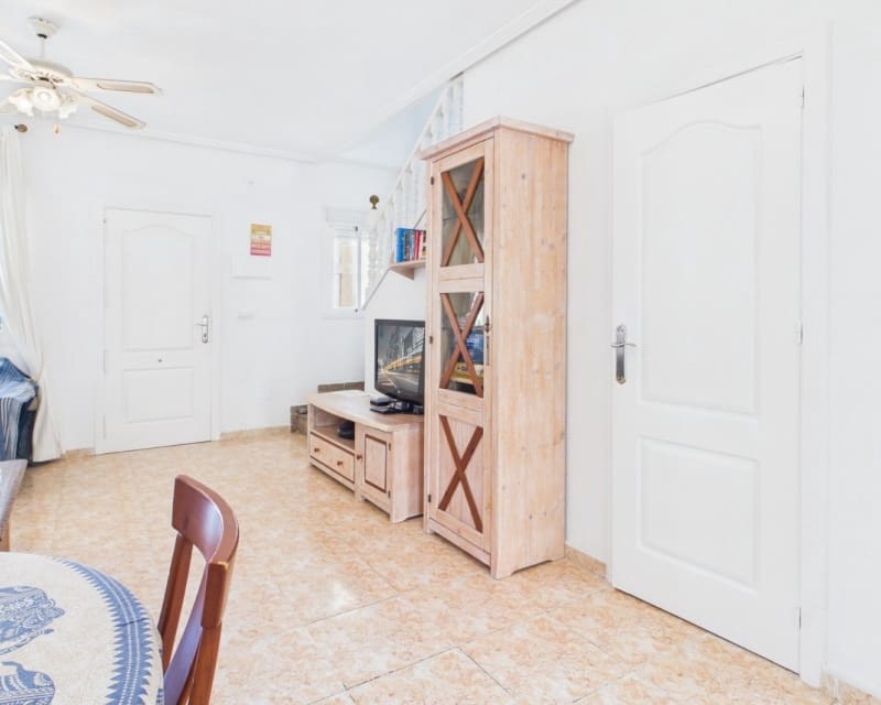 3 bedroom Townhouse for sale in Los Alcazares with pool - € 279,500 (Ref: 10000526)