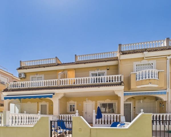 3 bedroom Townhouse for sale in Los Alcázares with pool - € 279,500 (Ref: 10000526)