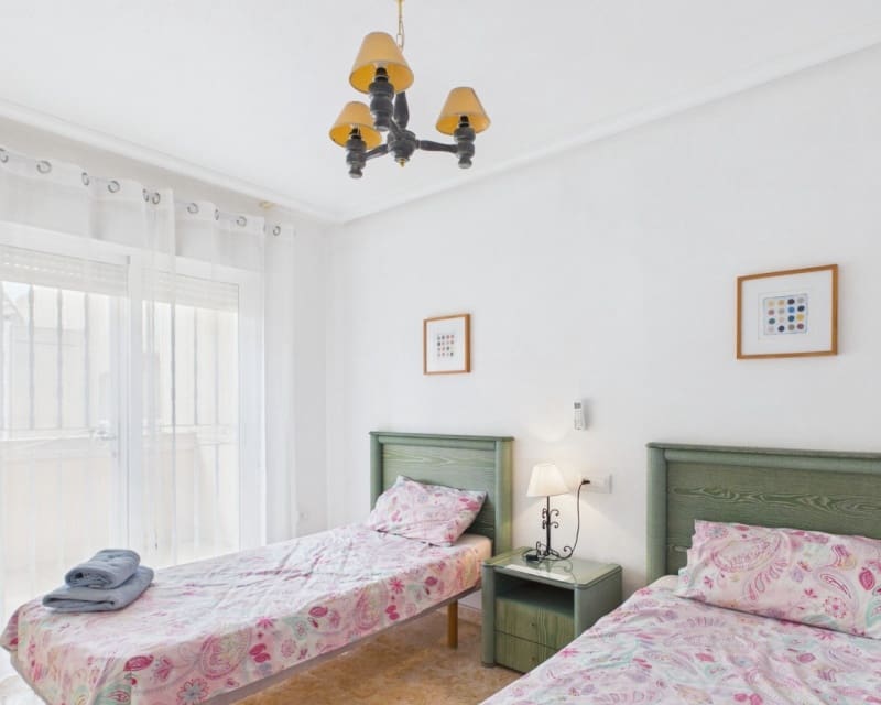 3 bedroom Townhouse for sale in Los Alcazares with pool - € 279,500 (Ref: 10000526)