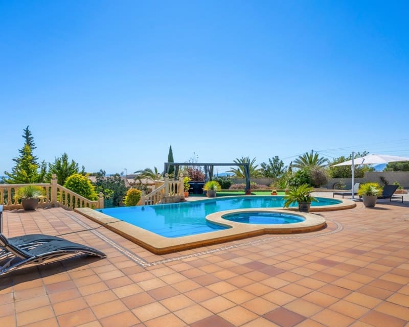5 Zimmer Villa zu verkaufen in Crevillente / Crevillent mit Pool Garage - 599.000 € (Ref: 10014762)