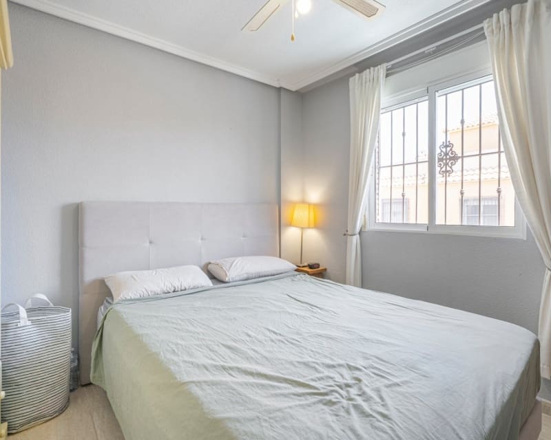 3 chambre Villa/Maison à vendre à Dona Pepa avec piscine - 279 000 € (Ref: 10014763)