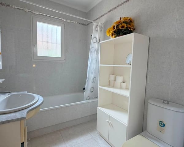 3 sypialnia Willa na sprzedaż w Playa Flamenca, Orihuela z basenem - 255 000 € (Ref: 10014767)