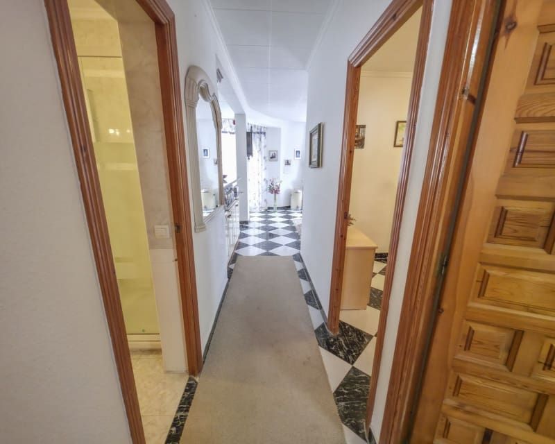 3 sovrum Villa till salu i San Luis med pool garage - 475 000 € (Ref: 10014770)