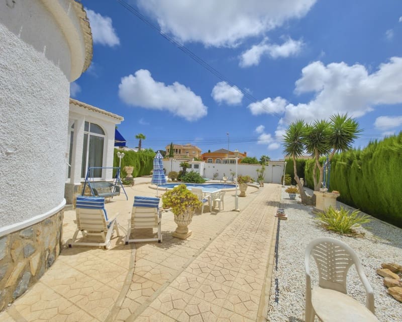 3 sovrum Villa till salu i San Luis med pool garage - 475 000 € (Ref: 10014770)