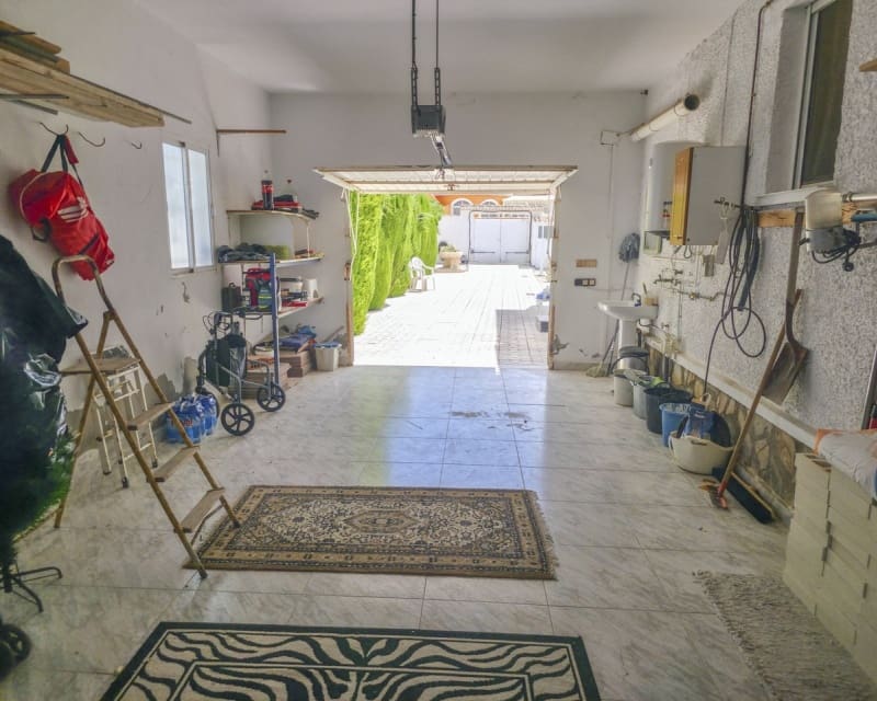 3 sovrum Villa till salu i San Luis med pool garage - 475 000 € (Ref: 10014770)