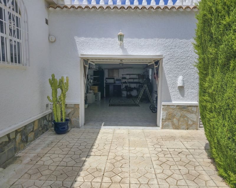3 sovrum Villa till salu i San Luis med pool garage - 475 000 € (Ref: 10014770)