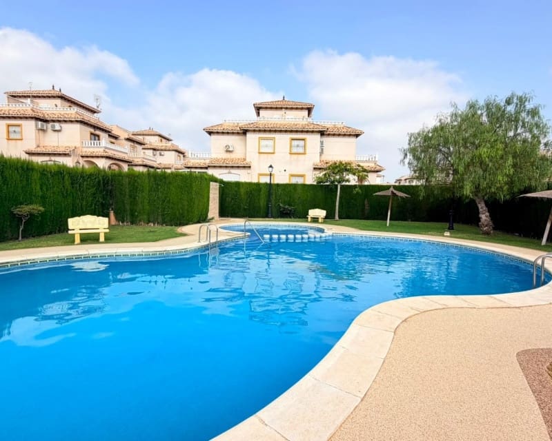 2 chambre Villa/Maison à vendre à Cabo Roig avec piscine garage - 239 000 € (Ref: 10019877)