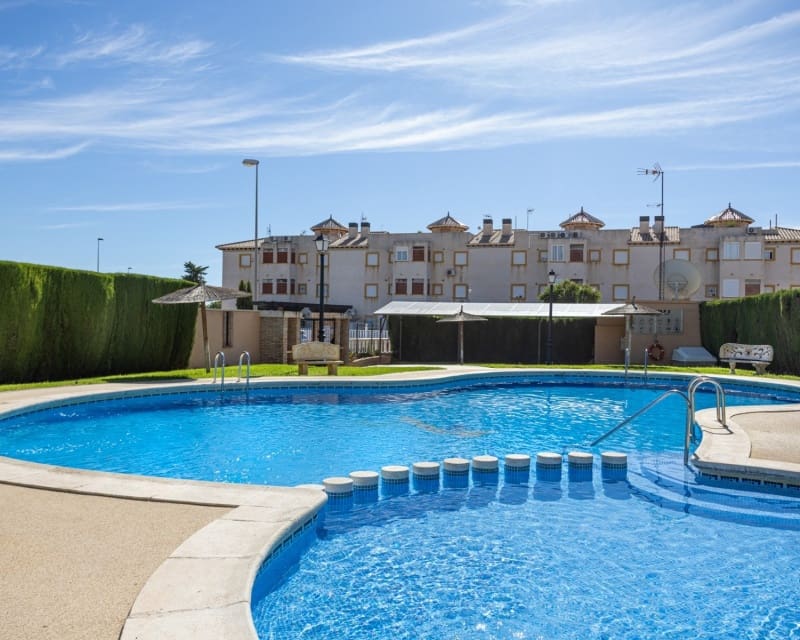 2 chambre Villa/Maison à vendre à Cabo Roig avec piscine garage - 239 000 € (Ref: 10019877)