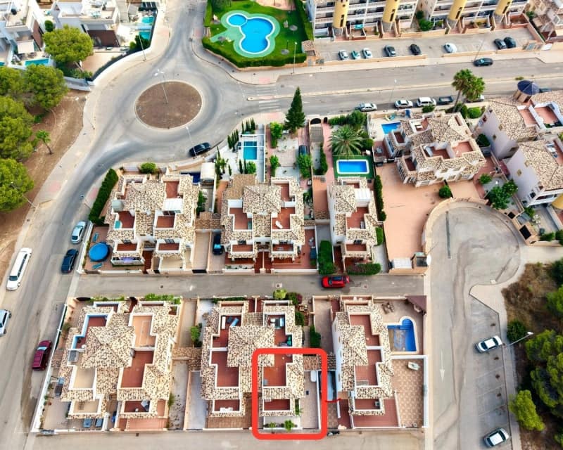 2 chambre Villa/Maison à vendre à Cabo Roig avec piscine garage - 239 000 € (Ref: 10019877)