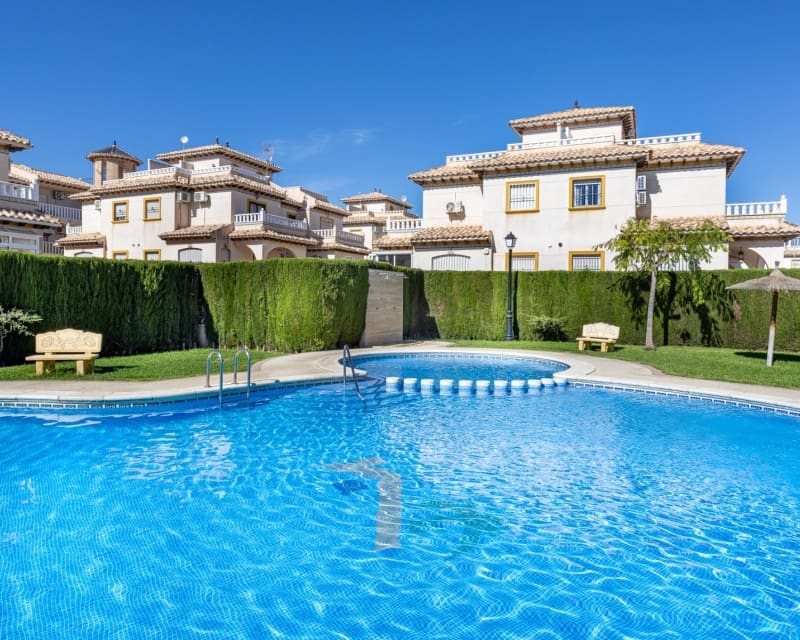 2 chambre Villa/Maison à vendre à Cabo Roig avec piscine garage - 239 000 € (Ref: 10019877)