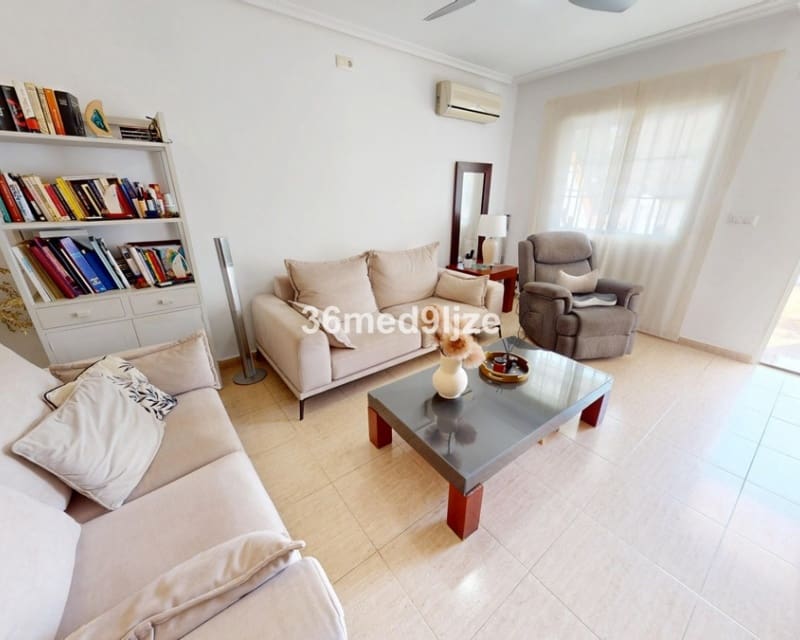 3 bedroom Townhouse for sale in Los Alcazares with pool - € 250,000 (Ref: 10019878)