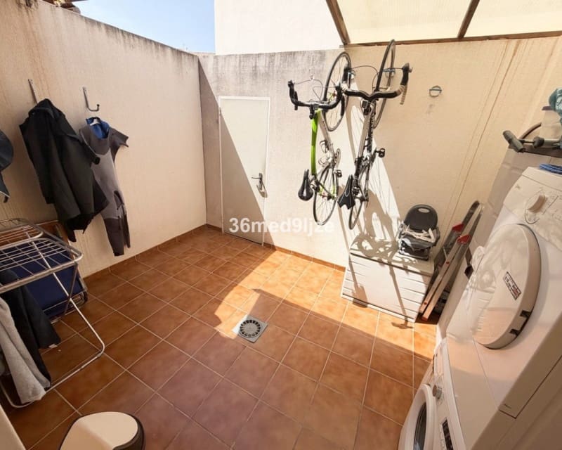 3 bedroom Townhouse for sale in Los Alcazares with pool - € 250,000 (Ref: 10019878)