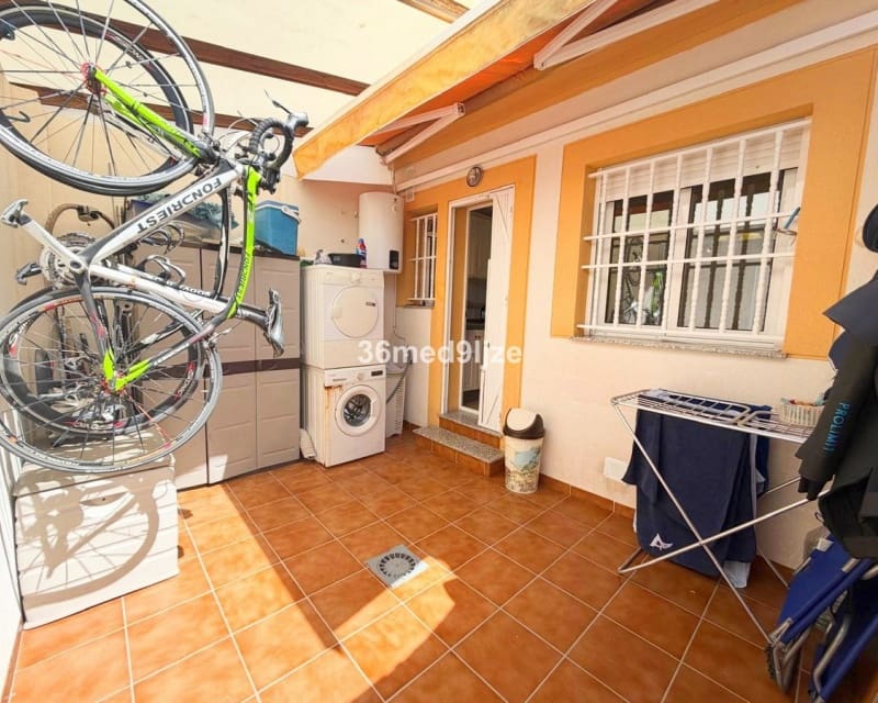 3 bedroom Townhouse for sale in Los Alcazares with pool - € 250,000 (Ref: 10019878)