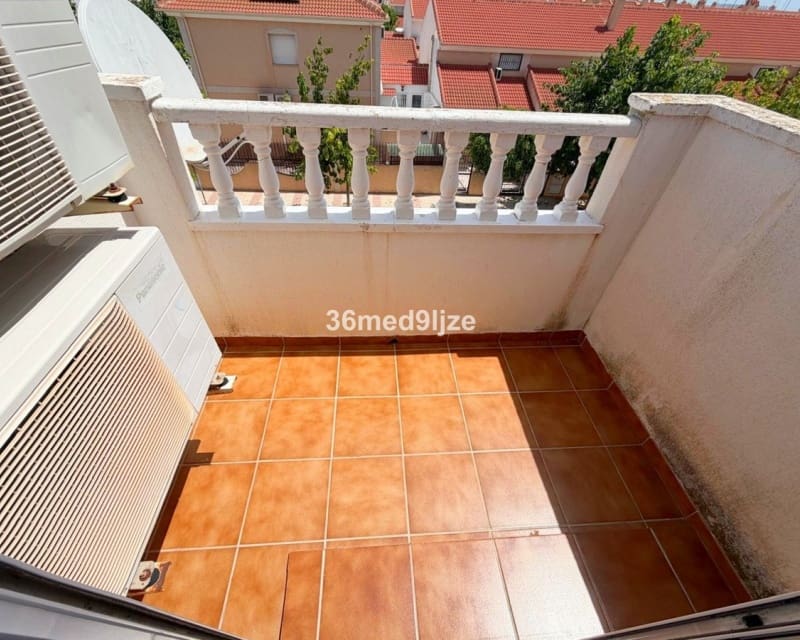 3 bedroom Townhouse for sale in Los Alcazares with pool - € 250,000 (Ref: 10019878)