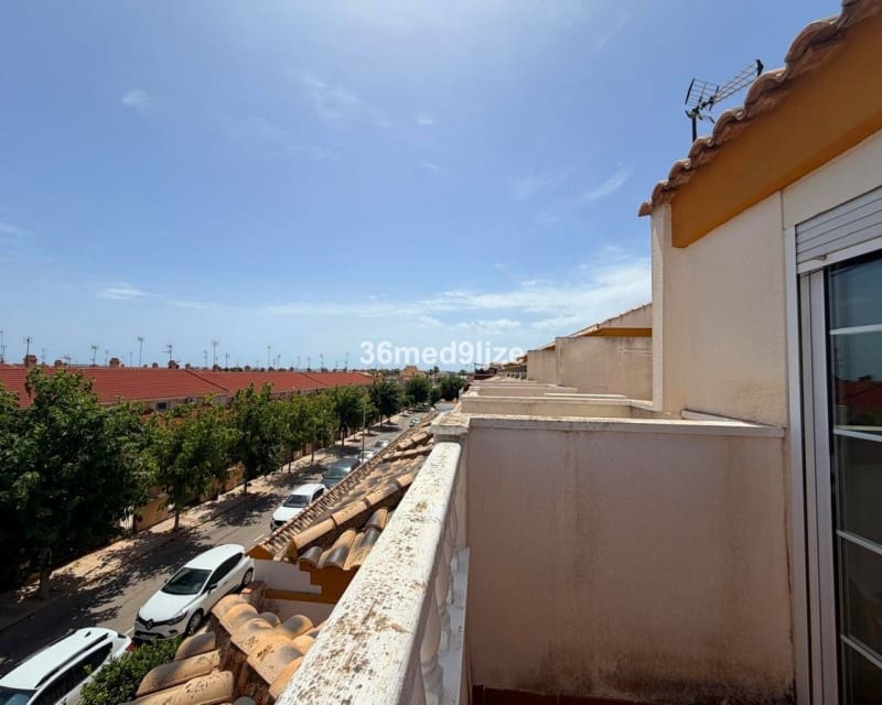 3 bedroom Townhouse for sale in Los Alcazares with pool - € 250,000 (Ref: 10019878)