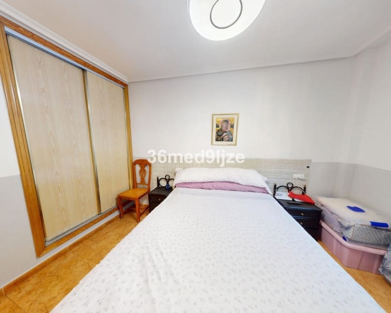 2 sypialnia Apartament na sprzedaż w Los Alcazares z basenem garażem - 135 000 € (Ref: 10019879)