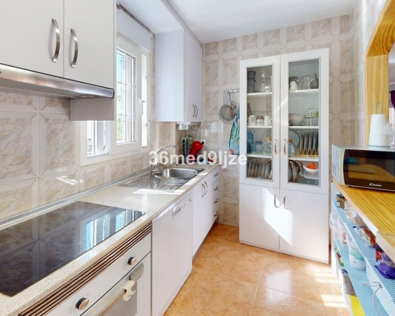 2 sypialnia Apartament na sprzedaż w Los Alcazares z basenem garażem - 135 000 € (Ref: 10019879)