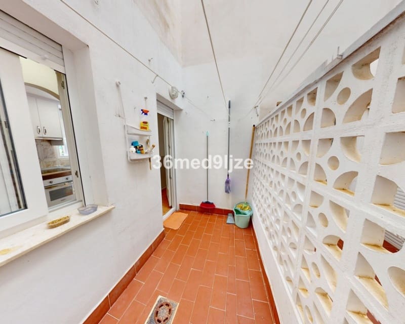 2 sypialnia Apartament na sprzedaż w Los Alcazares z basenem garażem - 135 000 € (Ref: 10019879)