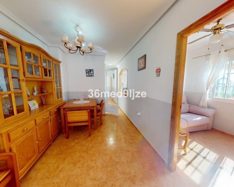 2 sypialnia Apartament na sprzedaż w Los Alcazares z basenem garażem - 135 000 € (Ref: 10019879)