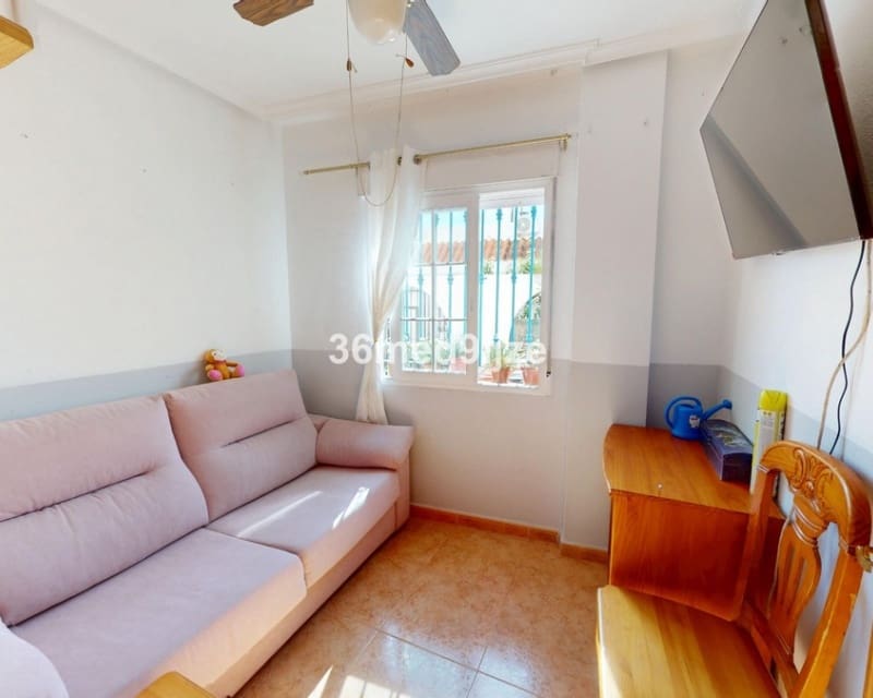2 sypialnia Apartament na sprzedaż w Los Alcazares z basenem garażem - 135 000 € (Ref: 10019879)
