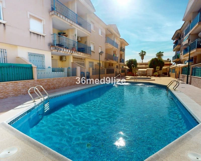 2 sypialnia Apartament na sprzedaż w Los Alcazares z basenem garażem - 135 000 € (Ref: 10019879)