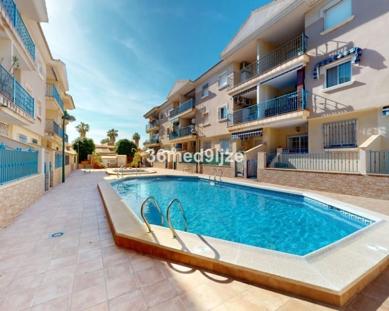 2 sypialnia Apartament na sprzedaż w Los Alcazares z basenem garażem - 135 000 € (Ref: 10019879)
