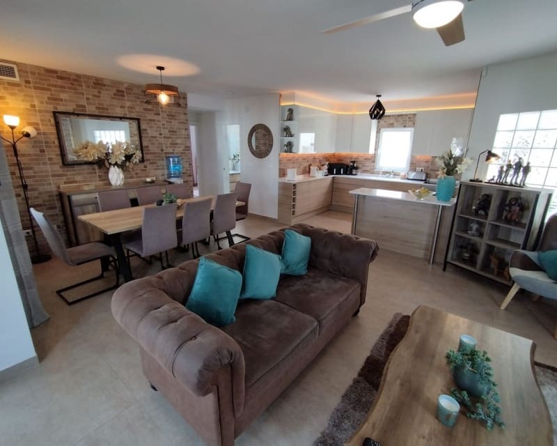 5 bedroom Villa for sale in Torrevieja with pool garage - € 760,000 (Ref: 10019882)