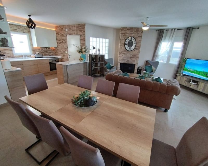 5 bedroom Villa for sale in Torrevieja with pool garage - € 760,000 (Ref: 10019882)