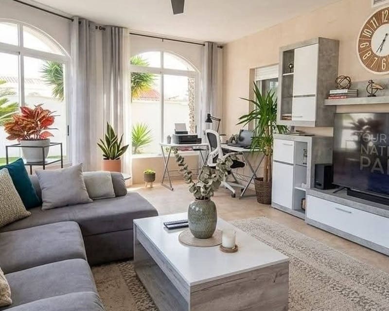 5 bedroom Villa for sale in Torrevieja with pool garage - € 760,000 (Ref: 10019882)