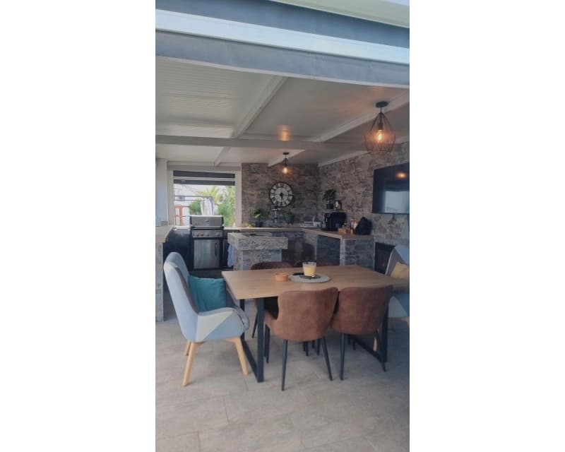5 bedroom Villa for sale in Torrevieja with pool garage - € 760,000 (Ref: 10019882)