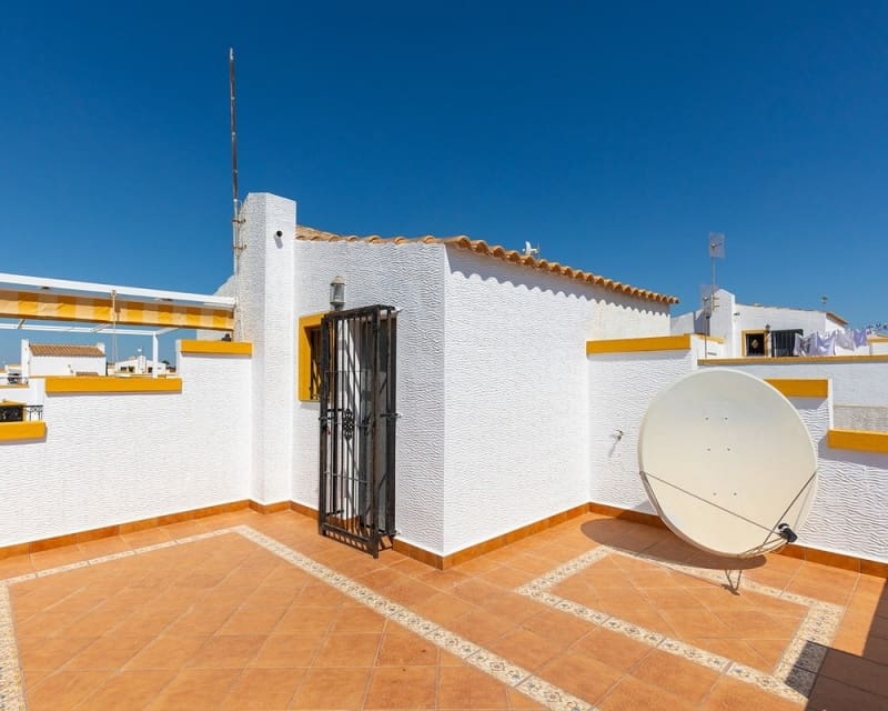 3 bedroom Villa for sale in Los Montesinos with pool - € 218,000 (Ref: 10019885)