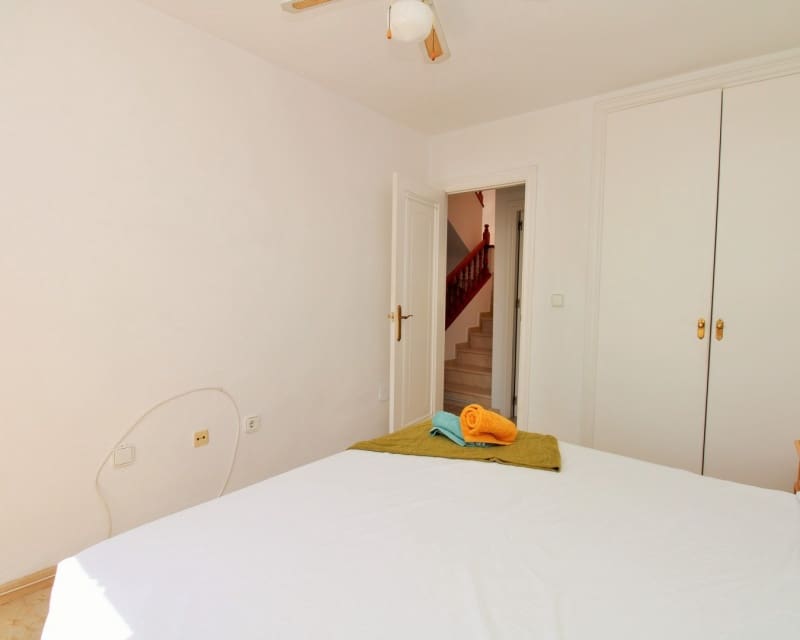 2 Zimmer Haus zu verkaufen in Villamartin mit Pool - 229.000 € (Ref: 10019887)
