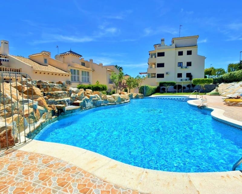 2 Zimmer Haus zu verkaufen in Villamartin mit Pool - 229.000 € (Ref: 10019887)