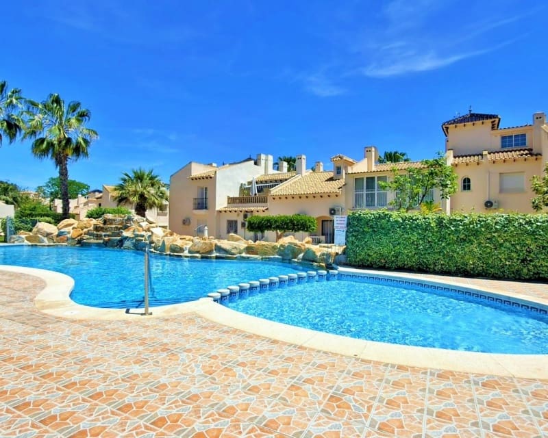 2 Zimmer Haus zu verkaufen in Villamartin mit Pool - 229.000 € (Ref: 10019887)