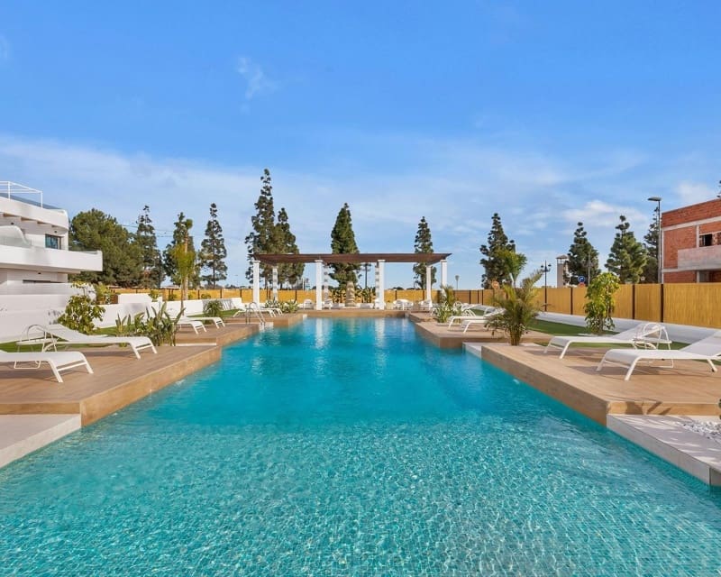 3 bedroom Villa for sale in Los Alcazares with pool garage - € 539,900 (Ref: 10021318)