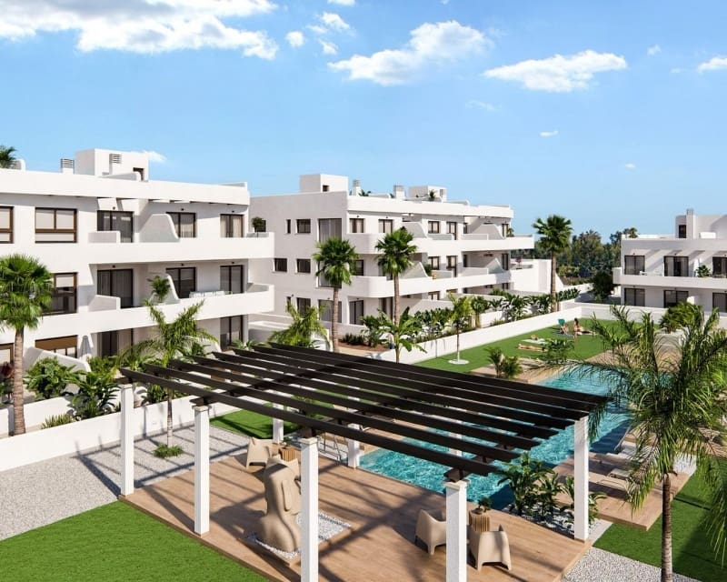 3 bedroom Villa for sale in Los Alcazares with pool garage - € 539,900 (Ref: 10021318)