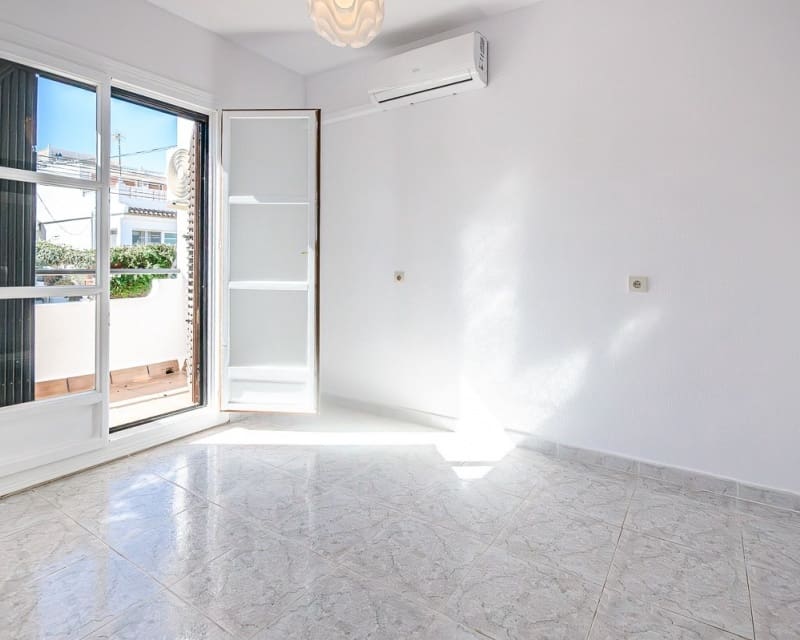 3 soverom Hus til salgs i San Miguel de Salinas - € 149 950 (Ref: 10023083)