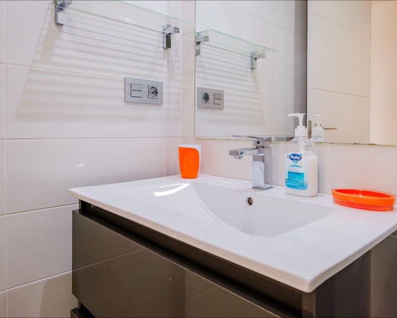 2 Zimmer Apartment zu verkaufen in Punta Prima mit Pool Garage - 280.000 € (Ref: 10023084)