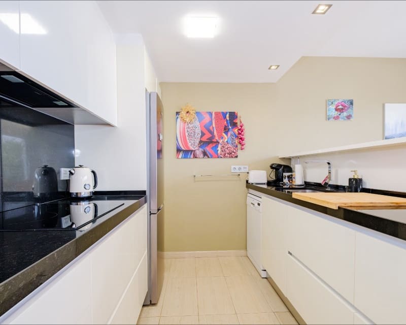2 Zimmer Apartment zu verkaufen in Punta Prima mit Pool Garage - 280.000 € (Ref: 10023084)