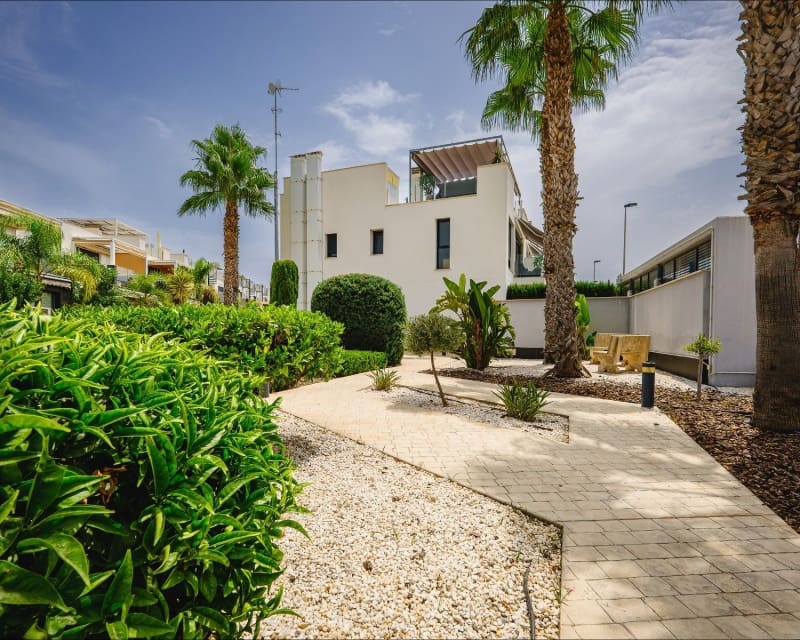 2 Zimmer Apartment zu verkaufen in Punta Prima mit Pool Garage - 280.000 € (Ref: 10023084)