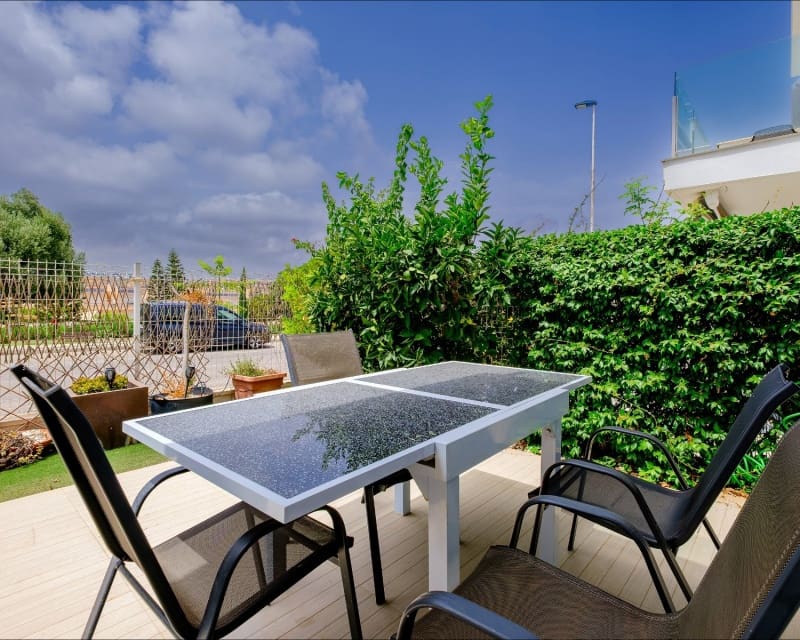 2 Zimmer Apartment zu verkaufen in Punta Prima mit Pool Garage - 280.000 € (Ref: 10023084)