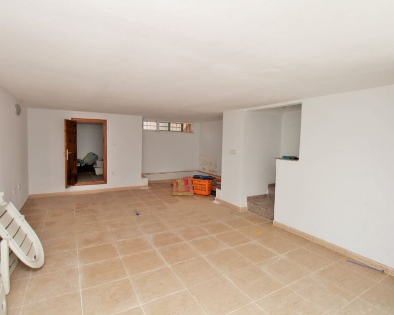 3 Zimmer Haus zu verkaufen in Villamartin mit Pool Garage - 199.950 € (Ref: 10023085)