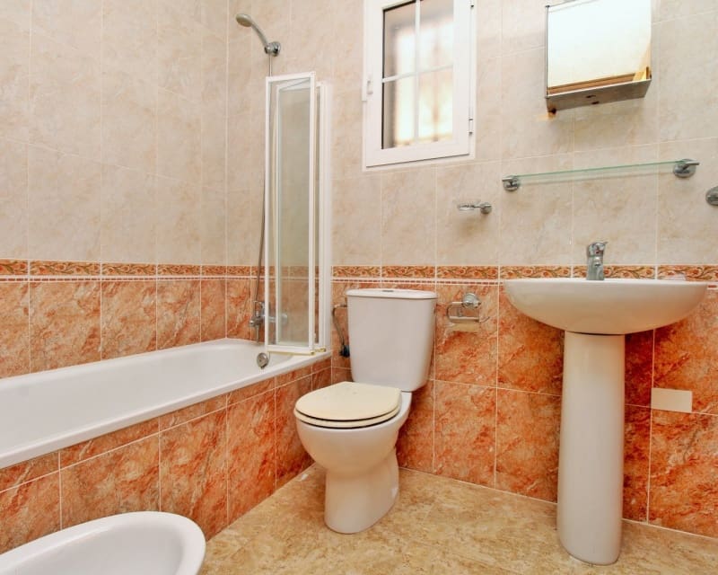 3 Zimmer Haus zu verkaufen in Villamartin mit Pool Garage - 199.950 € (Ref: 10023085)