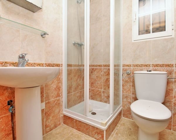 3 Zimmer Haus zu verkaufen in Villamartin, Orihuela mit Pool Garage - 199.950 € (Ref: 10023085)