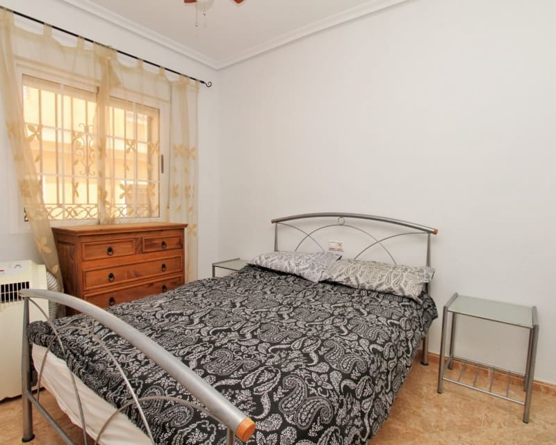3 Zimmer Haus zu verkaufen in Villamartin mit Pool Garage - 199.950 € (Ref: 10023085)