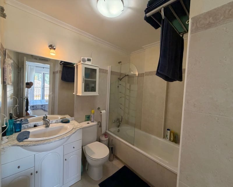 2 makuuhuone Huoneisto myytävänä paikassa Jacarilla mukana uima-altaan - 129 950 € (Ref: 10023086)