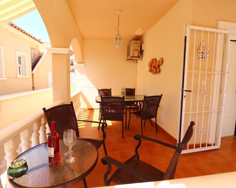 3 bedroom Villa for sale in Lo Crispin with pool garage - € 220,000 (Ref: 10023087)