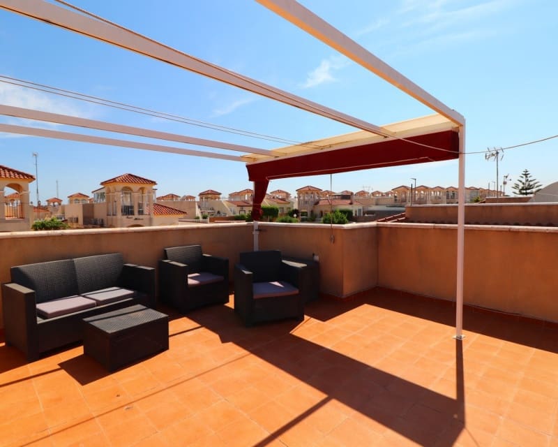 3 bedroom Villa for sale in Lo Crispin with pool garage - € 220,000 (Ref: 10023087)
