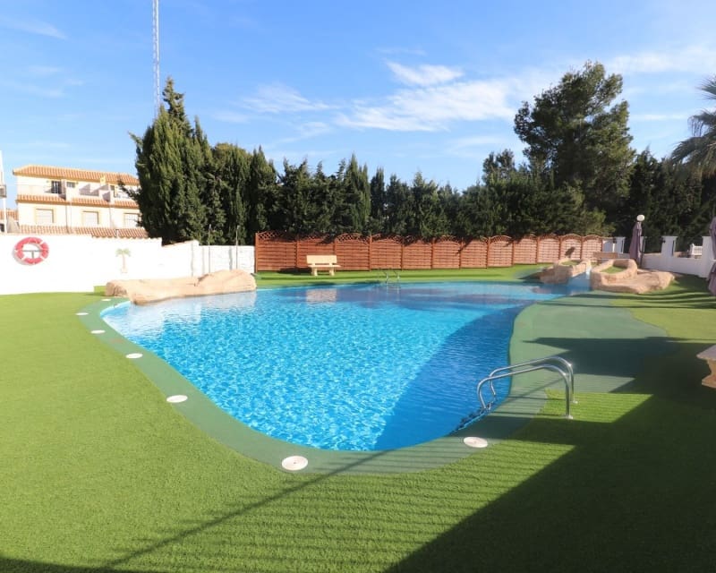 2 bedroom Townhouse for sale in Algorfa with pool garage - € 159,950 (Ref: 10023088)